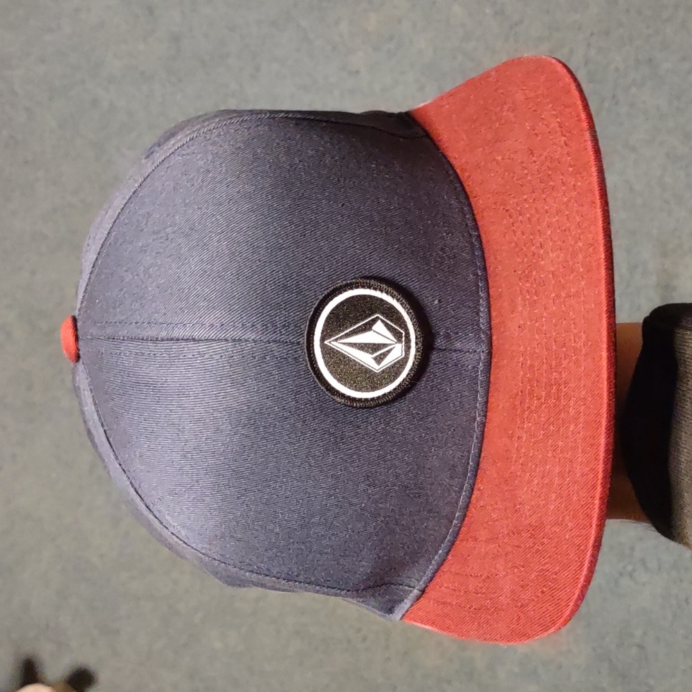 Volcom hat